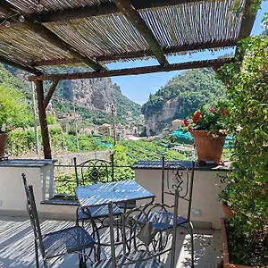 fior-darancio-amalfi.hotels-amalfi.com/